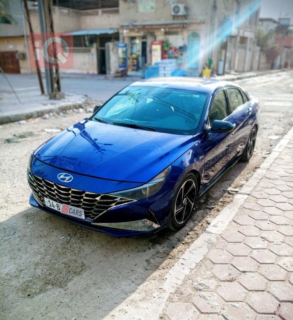 هیۆندای ئەلەنترا